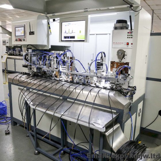 YH009A 16A Europe Plug Insert Automatic Crimping Machines for EU